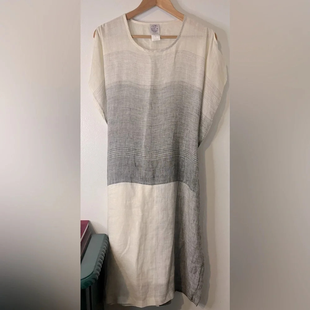 Kim Bernardin Paris Gray to White Striped Ombre‎ Tie Back Slit Sleeve Dress Sz L